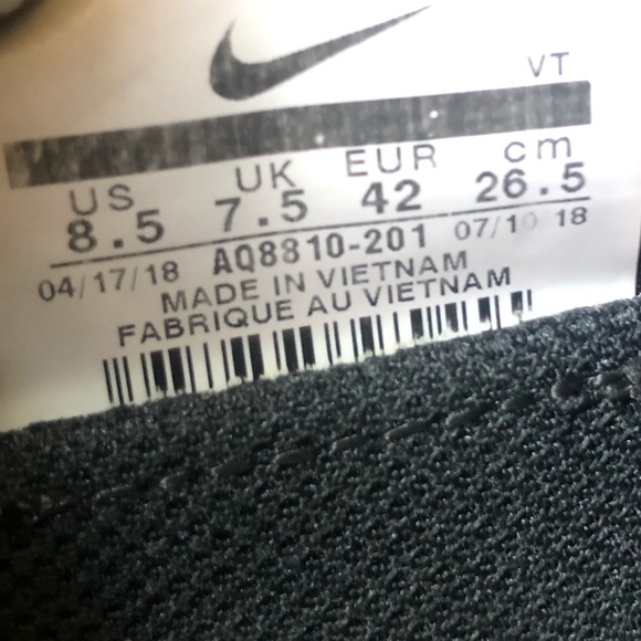 Nike Vapormax - Picture 10 of 15